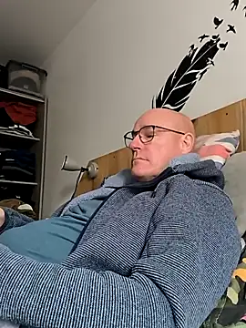 bogland33 online show from 10/19/25, 11:55