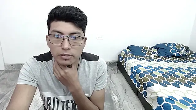Snapshot of maye_dan chatting on 01/11/25, 04:14 maye dan online show from 01/11/25, 04:14