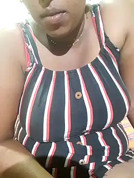 Snapshot of kumaricapalsex2 chatting on 02/08/25, 05:18 kumaricapalsex2 online show from 02/08/25, 05:18