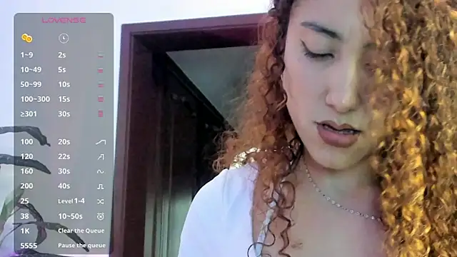 miss catalinaa online show from 06/11/26, 12:03