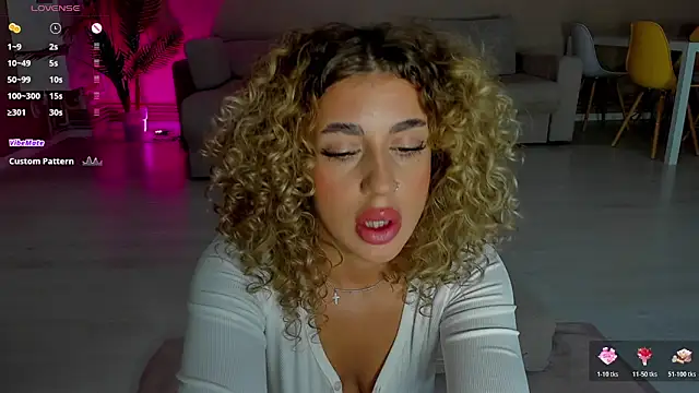 CurlyAnt0 online show from 11/28/25, 08:17