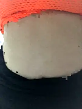 Snapshot of ahross chatting on 11/23/25, 01:33 ahross online show from 11/23/25, 01:33