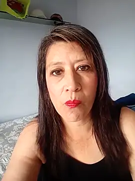 carolina linarez69 online show from 06/13/26, 06:50