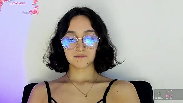 its  angelica  online show from 12/03/24, 10:07