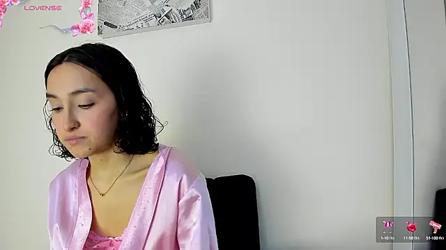 its  angelica  online show from 12/07/24, 06:26