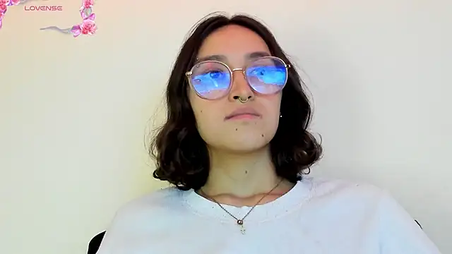 its  angelica  online show from 12/18/24, 07:19
