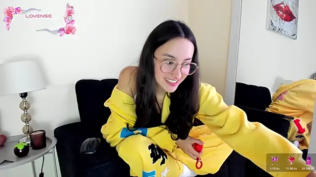 its  angelica  online show from 07/25/26, 07:55