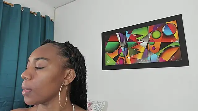 aisha w10 online show from 01/23/25, 12:41