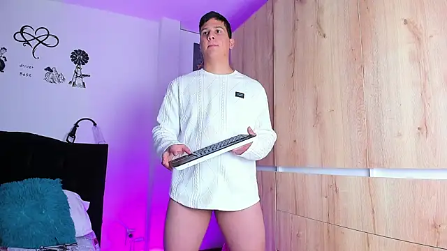 ANDREZALVAREZ online show from 12/03/24, 06:15