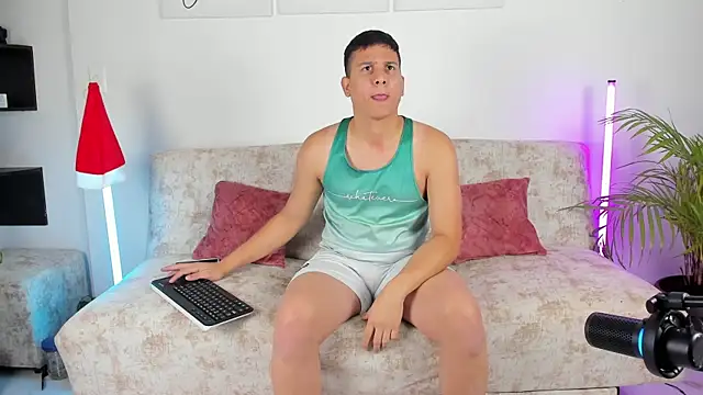 ANDREZALVAREZ online show from 11/26/25, 12:00