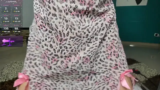 Snapshot of kinky_polar chatting on 11/07/25, 03:06 kinky polar online show from 11/07/25, 03:06