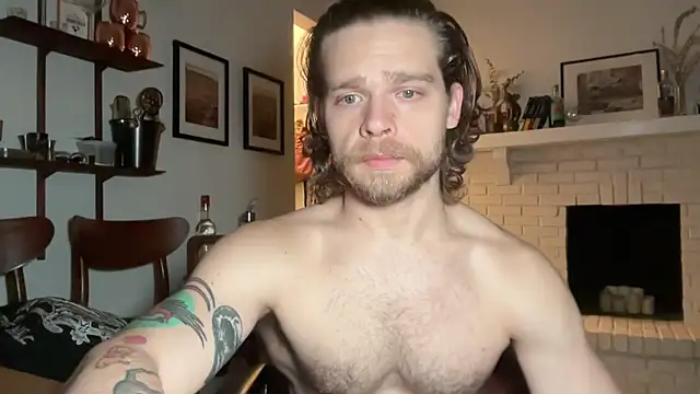 Snapshot of DaddydayDrinkzz chatting on 12/15/24, 08:30 DaddydayDrinkzz online show from 12/15/24, 08:30