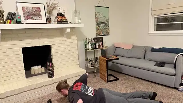 Snapshot of DaddydayDrinkzz chatting on 12/29/24, 04:27 DaddydayDrinkzz online show from 12/29/24, 04:27