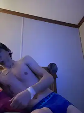 Snapshot of devinshd chatting on 01/19/25, 08:07 devinshd online show from 01/19/25, 08:07