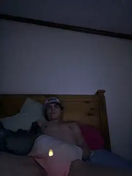 Snapshot of devinshd chatting on 02/20/25, 01:51 devinshd online show from 02/20/25, 01:51