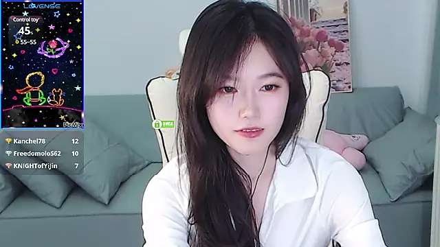 YiJin-a online show from 01/15/25, 04:11