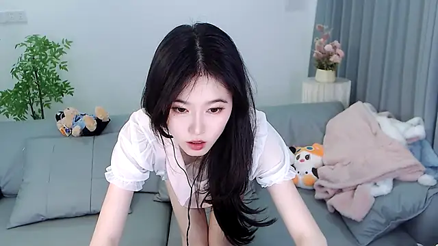YiJin-a online show from 01/26/25, 03:03