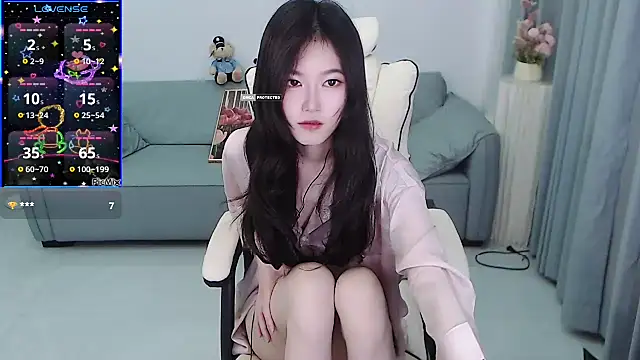 YiJin-a online show from 03/03/25, 01:42