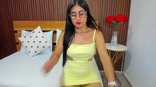 evelin leroy online show from 12/05/24, 03:17