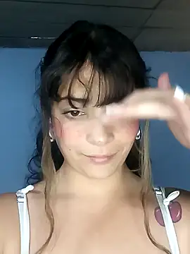 Snapshot of Elvishcassie_ chatting on 01/25/25, 09:46 Elvishcassie online show from 01/25/25, 09:46