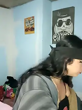 Snapshot of Elvishcassie_ chatting on 02/08/25, 12:38 Elvishcassie online show from 02/08/25, 12:38