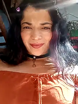 Snapshot of Elvishcassie_ chatting on 02/18/25, 08:47 Elvishcassie online show from 02/18/25, 08:47