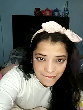 Snapshot of Elvishcassie_ chatting on 02/27/25, 01:38 Elvishcassie online show from 02/27/25, 01:38