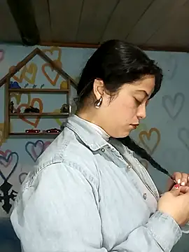 Snapshot of Elvishcassie_ chatting on 03/12/25, 12:31 Elvishcassie online show from 03/12/25, 12:31