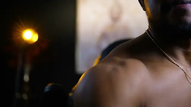 Snapshot of CallumMuscle chatting on 09/19/25, 07:03 CallumMuscle online show from 09/19/25, 07:03