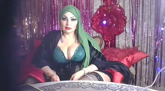 Izabella gold online show from 03/08/25, 03:50