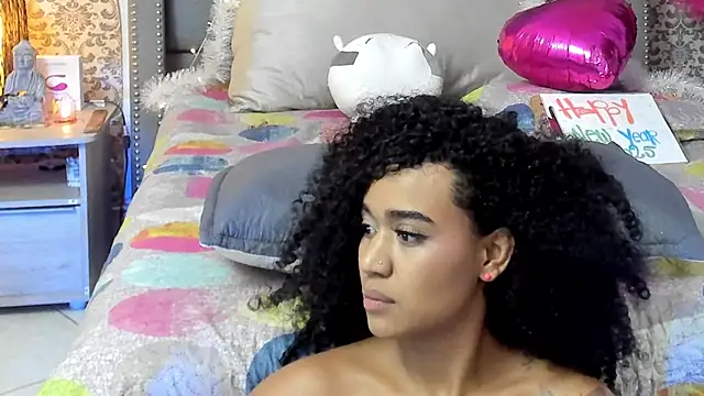 Snapshot of evafoxs chatting on 12/31/24, 10:26 evafoxs online show from 12/31/24, 10:26