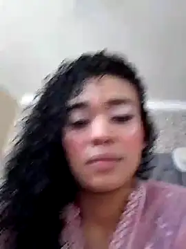 Snapshot of evafoxs chatting on 01/02/25, 11:27 evafoxs online show from 01/02/25, 11:27