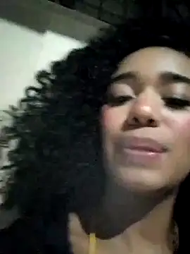 Snapshot of evafoxs chatting on 01/07/25, 06:16 evafoxs online show from 01/07/25, 06:16