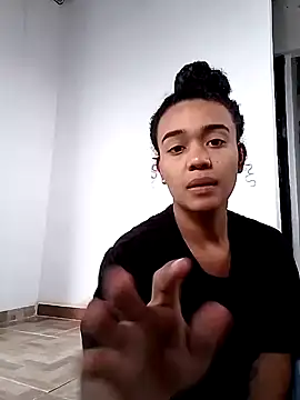 Snapshot of evafoxs chatting on 01/24/25, 06:46 evafoxs online show from 01/24/25, 06:46