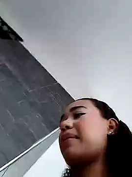 Snapshot of evafoxs chatting on 02/06/25, 04:36 evafoxs online show from 02/06/25, 04:36