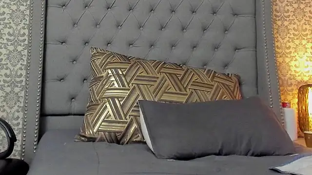 Snapshot of evafoxs chatting on 03/13/25, 07:28 evafoxs online show from 03/13/25, 07:28