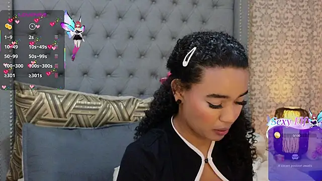 Snapshot of evafoxs chatting on 03/22/25, 02:47 evafoxs online show from 03/22/25, 02:47