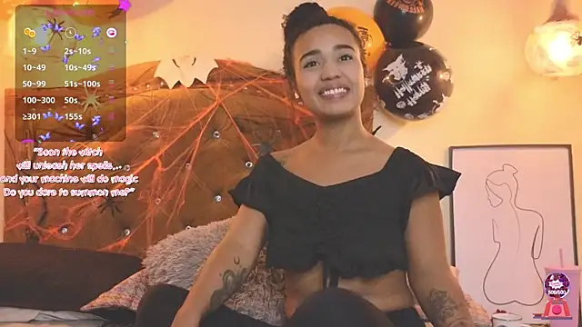 Snapshot of evafoxs chatting on 10/10/25, 02:54 evafoxs online show from 10/10/25, 02:54