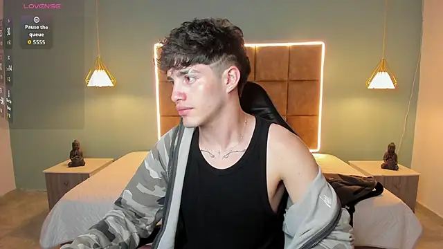AlejooTwink online show from 06/05/26, 03:46