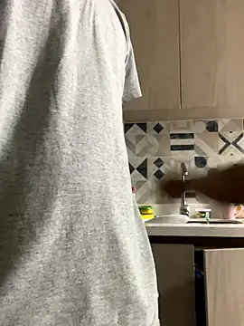 Leo bunny hot online show from 12/02/24, 03:15