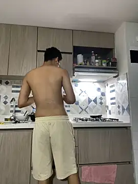 Leo bunny hot online show from 12/10/24, 02:38