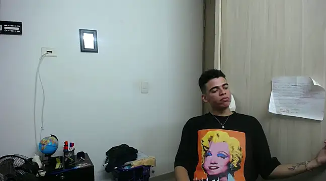 Leo bunny hot online show from 12/14/24, 01:06