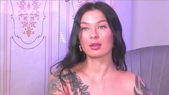 AlexandraBloom online show from 01/09/25, 12:14