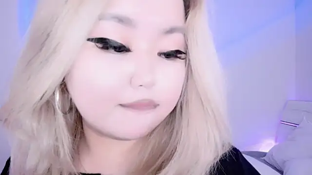 Snapshot of amelia_sunlight chatting on 12/04/24, 07:50 amelia sunlight online show from 12/04/24, 07:50