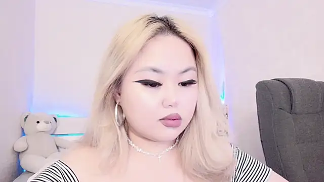 Snapshot of amelia_sunlight chatting on 12/26/24, 11:13 amelia sunlight online show from 12/26/24, 11:13