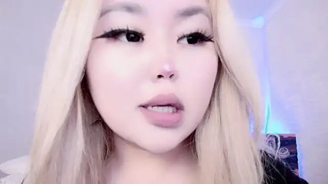 Snapshot of amelia_sunlight chatting on 01/08/25, 07:56 amelia sunlight online show from 01/08/25, 07:56