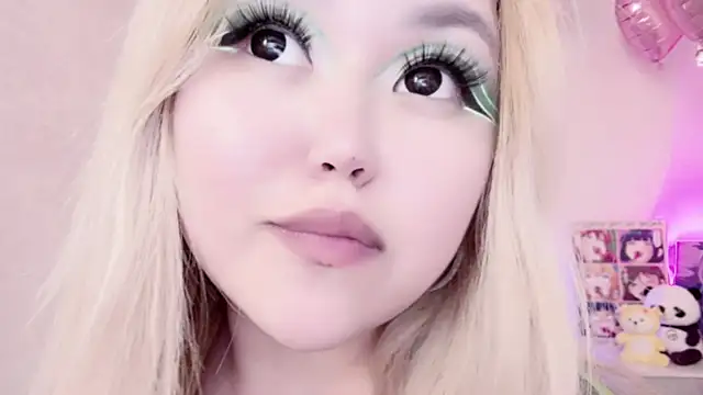 Snapshot of amelia_sunlight chatting on 02/17/25, 03:36 amelia sunlight online show from 02/17/25, 03:36