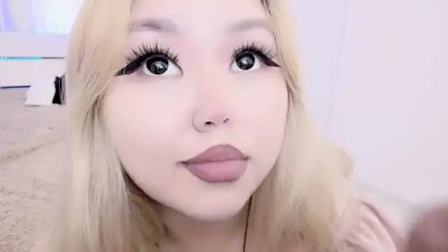 Snapshot of amelia_sunlight chatting on 03/15/25, 04:35 amelia sunlight online show from 03/15/25, 04:35