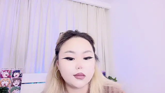 Snapshot of amelia_sunlight chatting on 03/19/25, 11:25 amelia sunlight online show from 03/19/25, 11:25