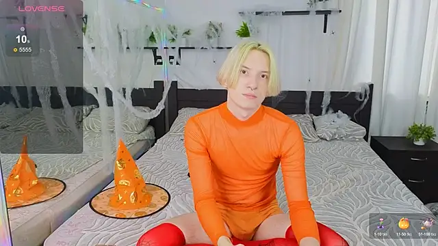 Ron Vils online show from 10/31/25, 06:25